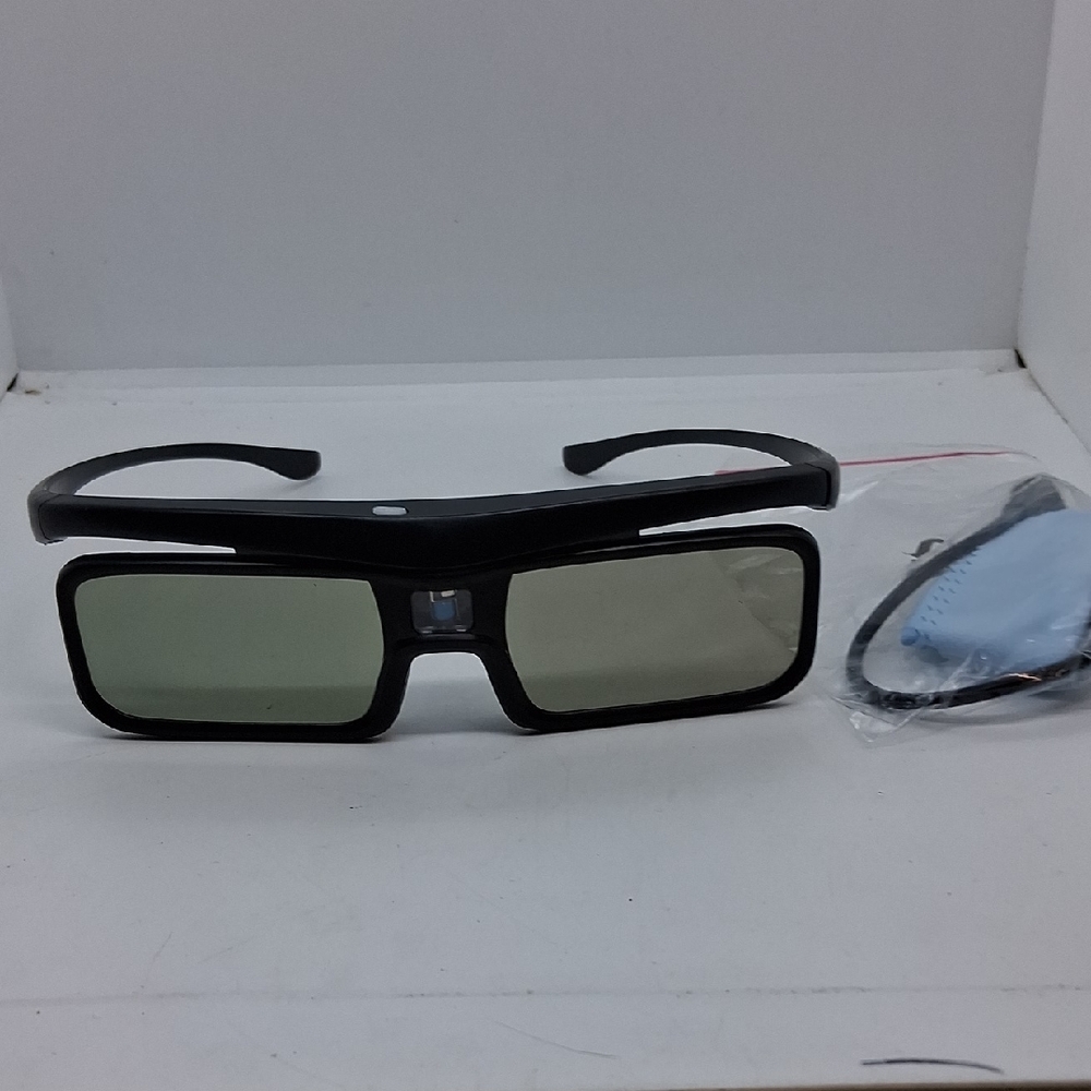 NWT Rechargable 3D Glasses